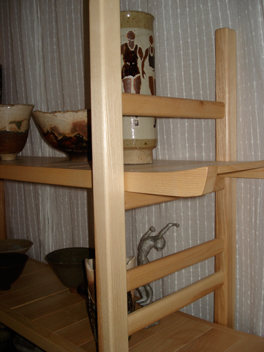 Shelf detail